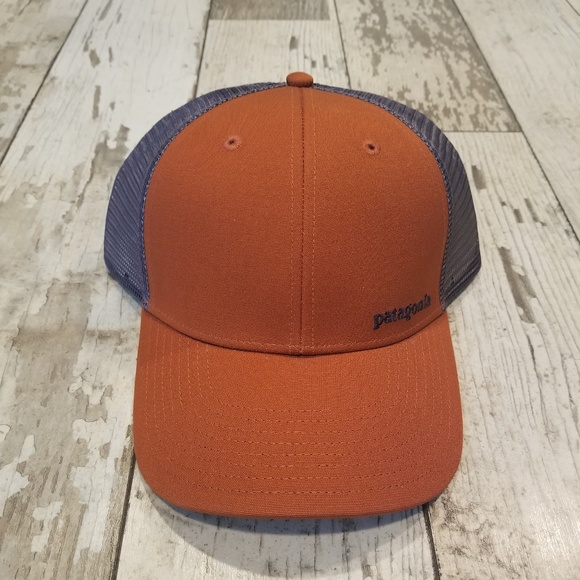 small text logo lopro trucker hat